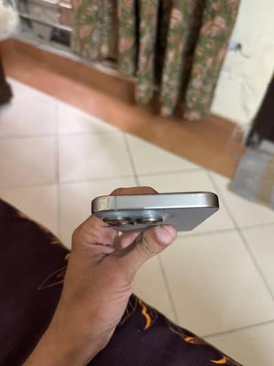 Apple iPhone 15 Pro