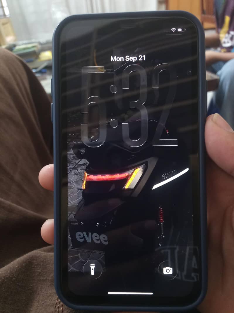 Apple iPhone 11 0