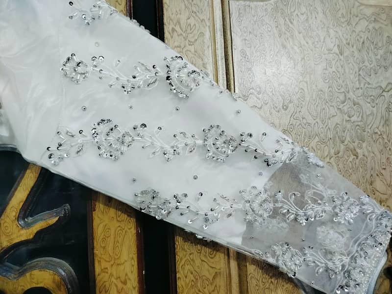 “برانڈ نیو میکسی ڈریس – بالکل انیوز، ایک بار بھی نہیں پہنی” 2