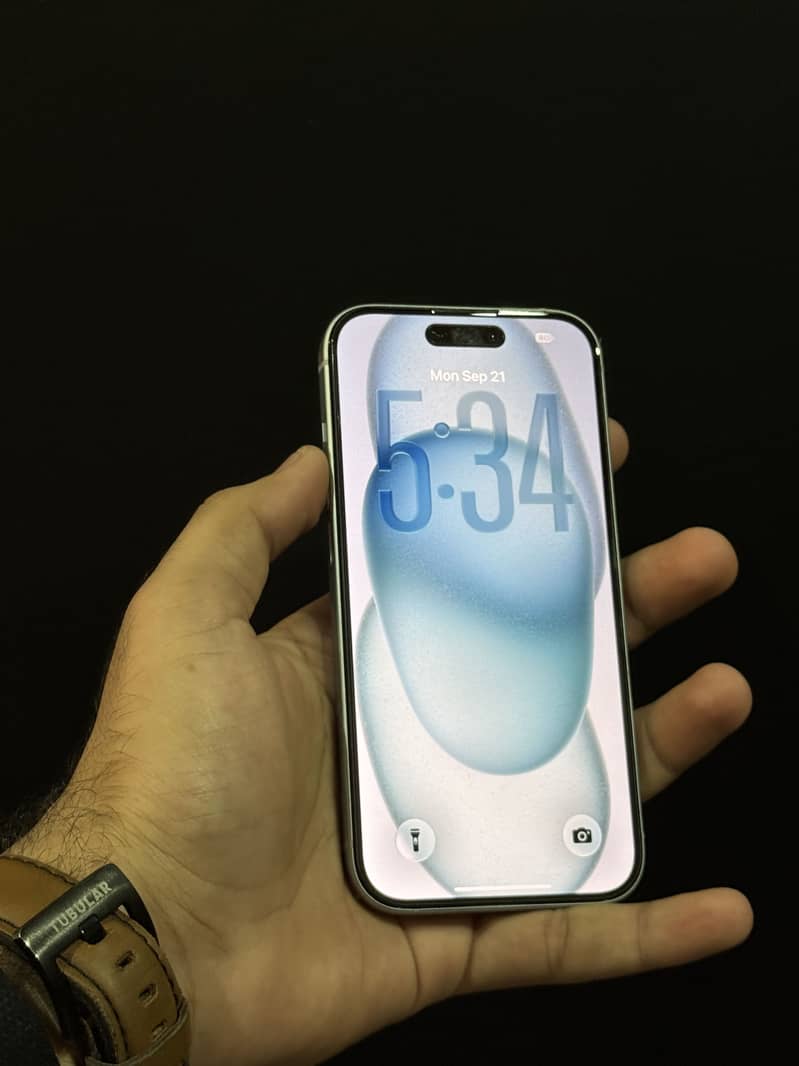 Apple iPhone 15 1