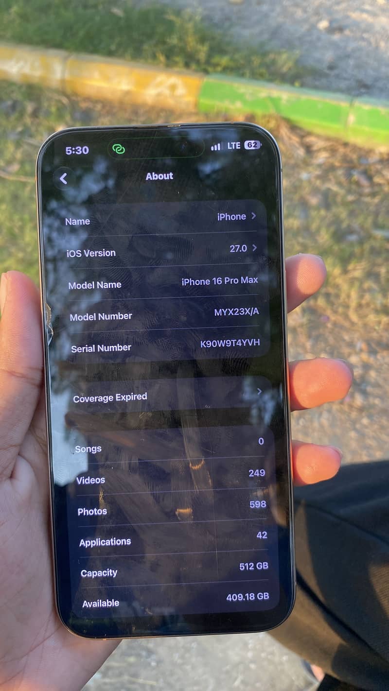 Apple iPhone 16 Pro Max 2