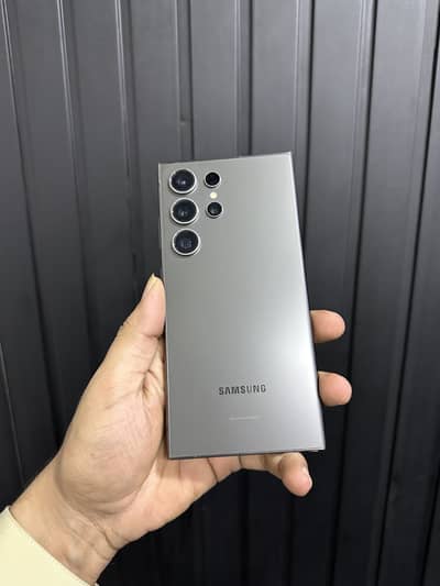 Samsung s24 ultra 12/256 gb non pta factory unlock      s23 , s25 ,s26