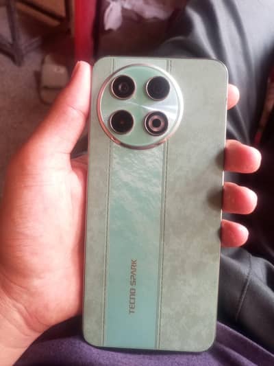Tecno SPARK 30 Pro
