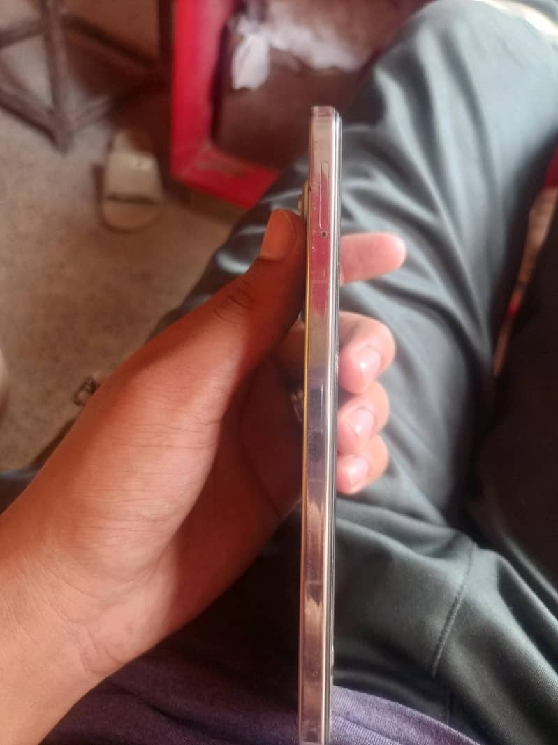 Tecno SPARK 30 Pro 2