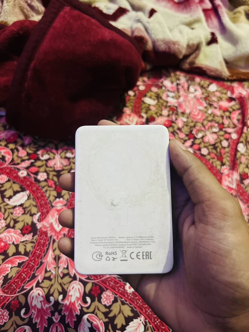 Apple iPhone 13 4