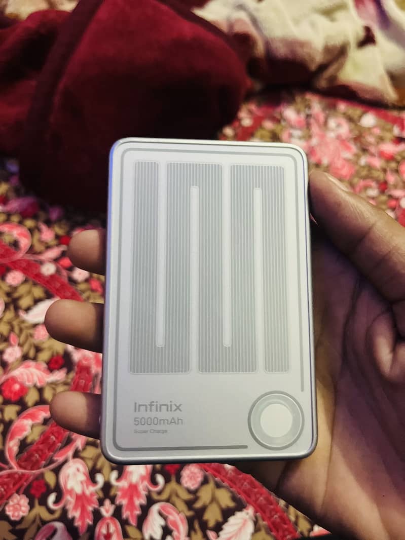 Apple iPhone 13 6