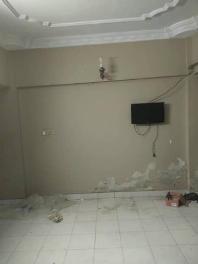 Sale flat Empire Centre 3bed. d d Lift 4rd floor Johar mor