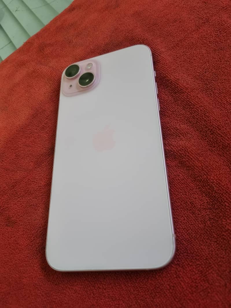 Apple iPhone 15 plus 6