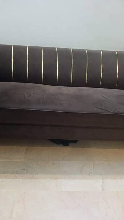 beautiful sofa set good condition
