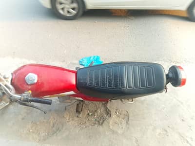 Honda 15 modal