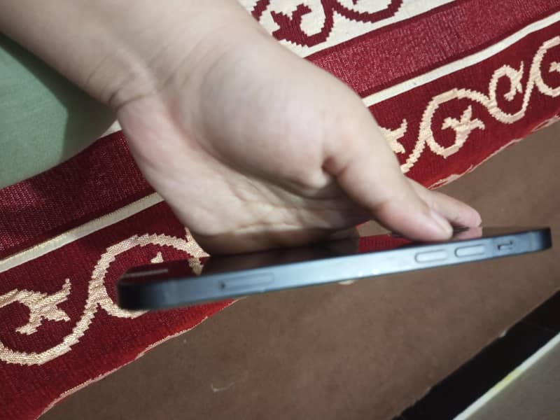 Apple iPhone 12 2