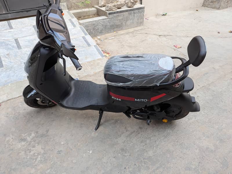 Evee Mito Plus 1