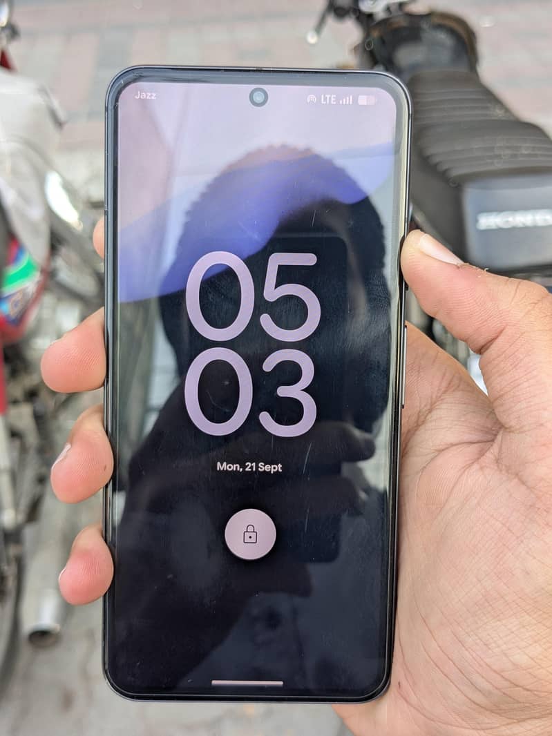 Google Pixel 8 3