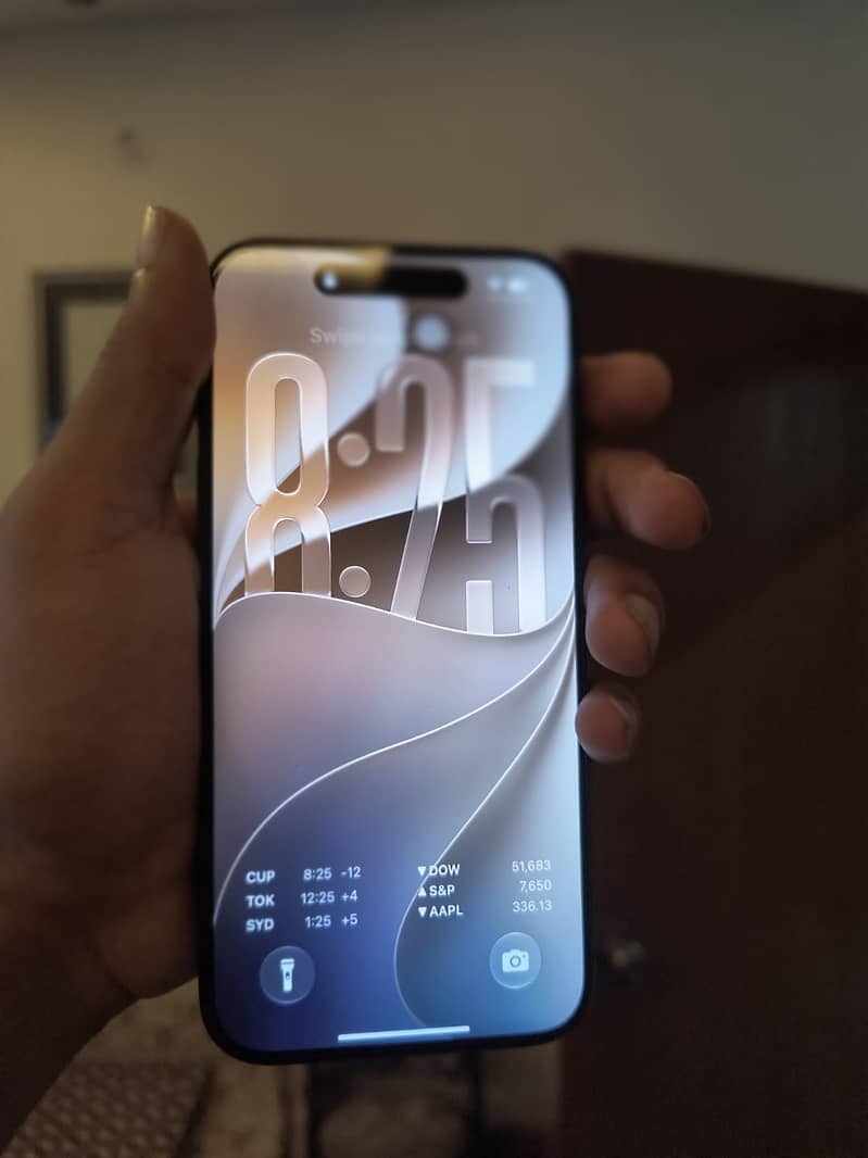Apple iPhone 15 Pro 4