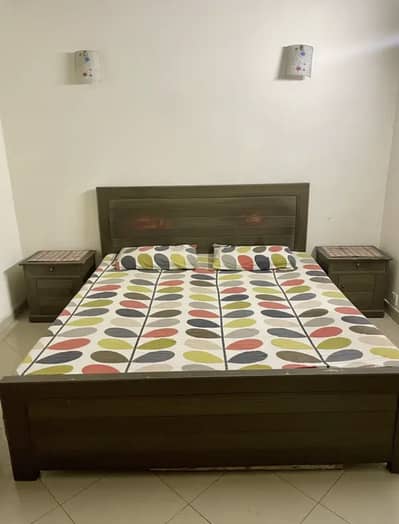 Bed + Dressing + 2 side tables