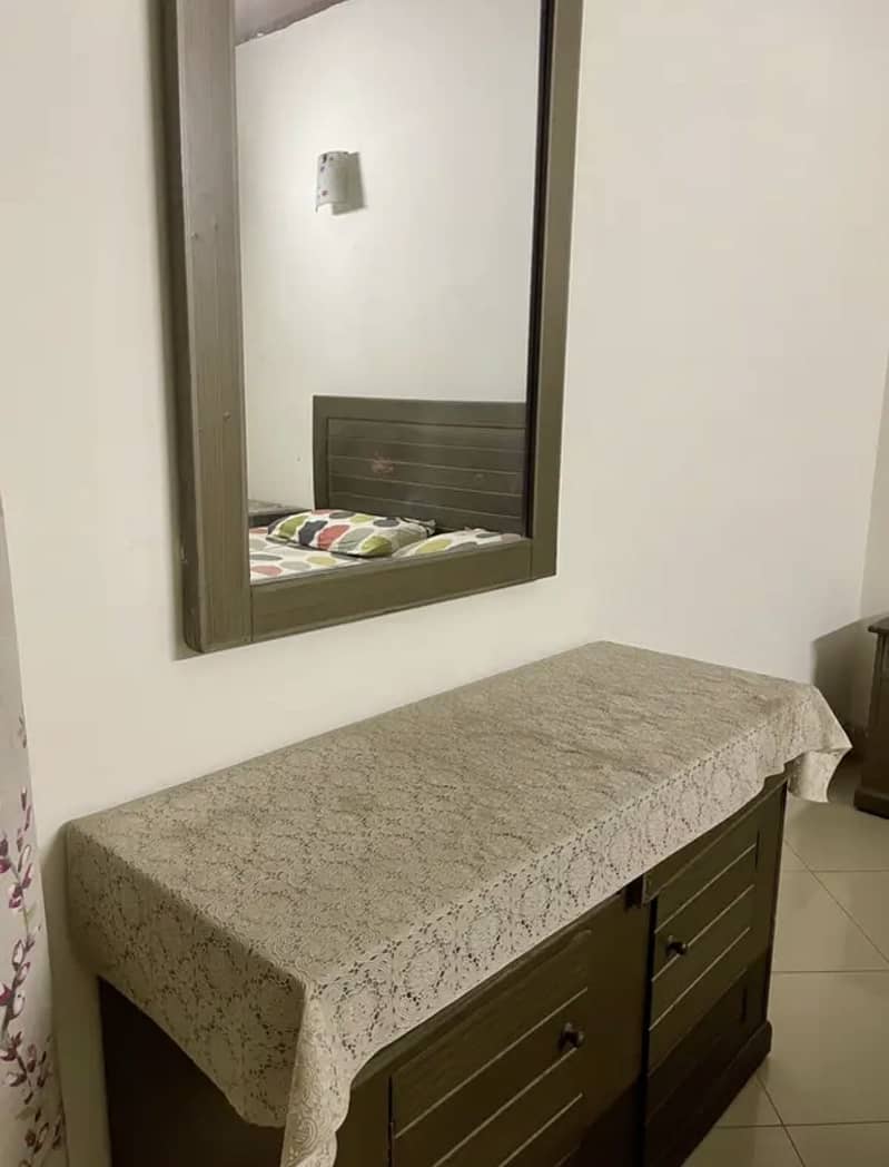 Bed + Dressing + 2 side tables 1