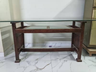Dining Table without chairs