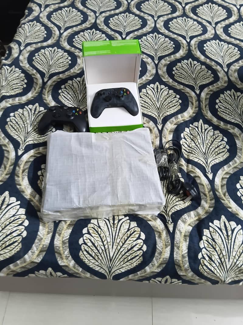 Xbox One fat 1