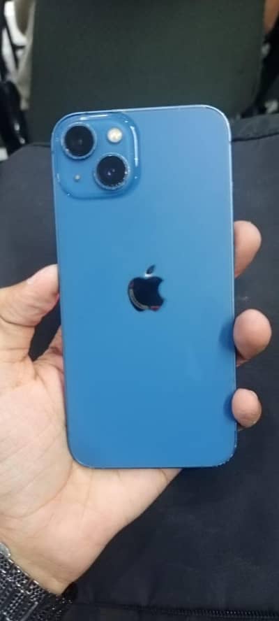 Apple iPhone 13