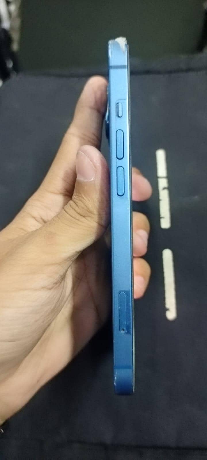 Apple iPhone 13 1