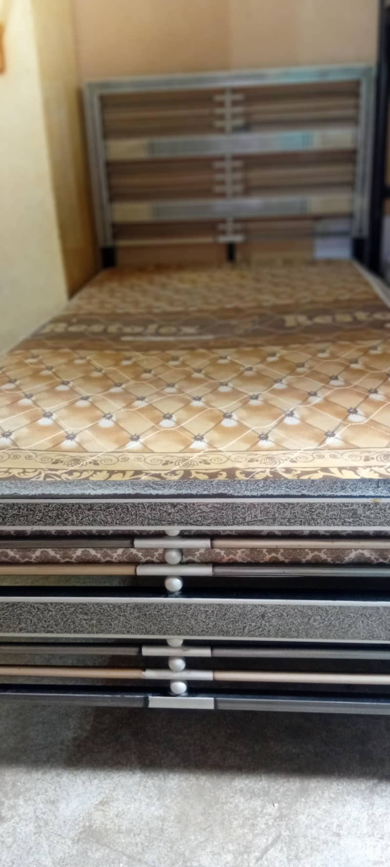 Single Bed 1