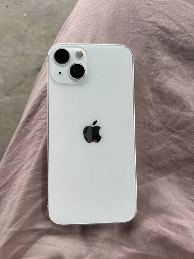 Apple iPhone 13 3