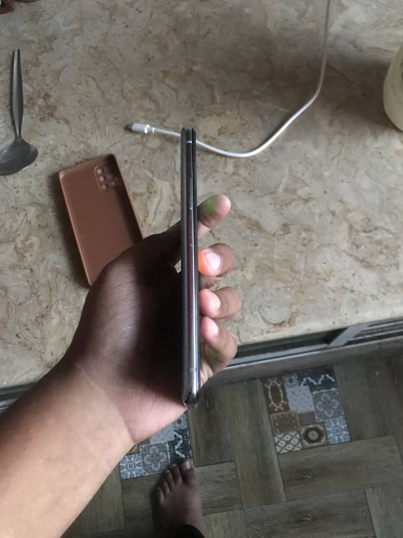 One Plus 8T 4