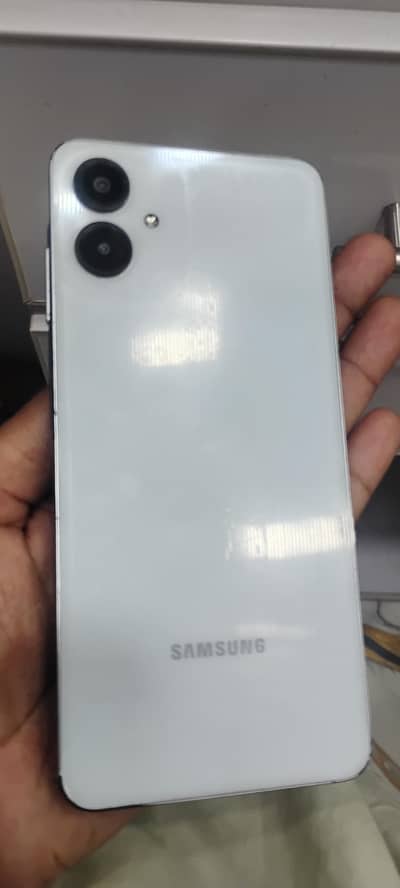 Samsung Mobile A06