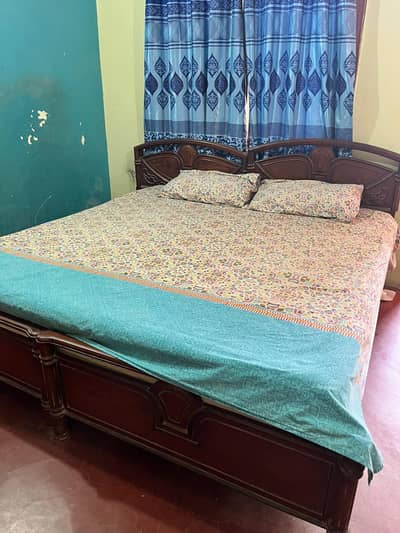 2 single beds