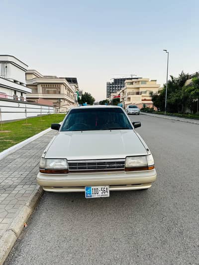 Toyota Corona 1984