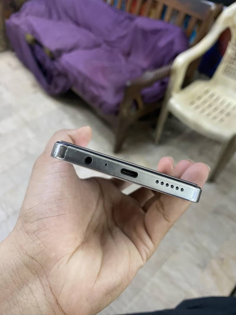 Tecno CAMON 20 2
