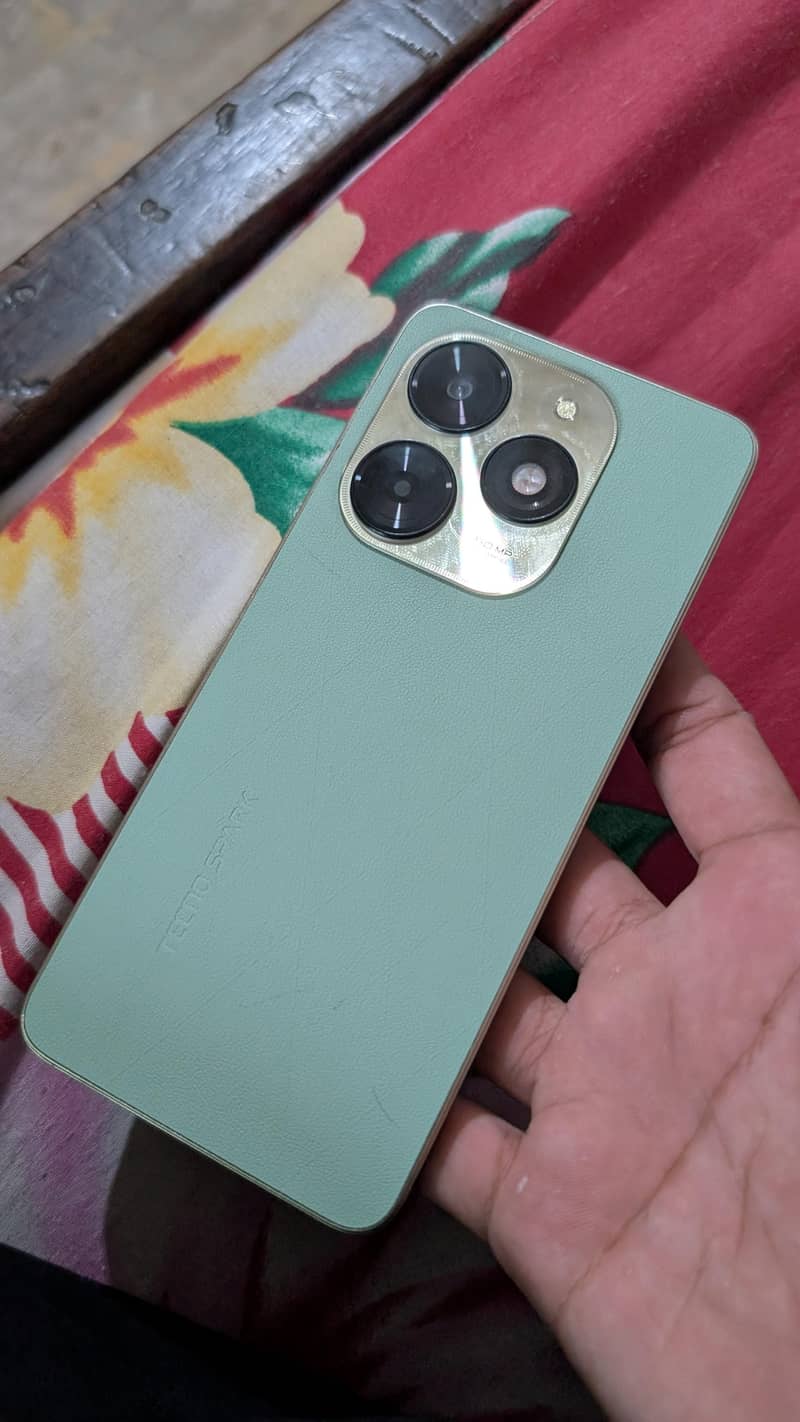 Tecno Spark 20C 0