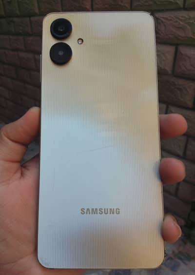 Samsung Mobile A06