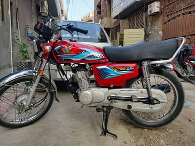 Honda 125 model 2024 like brand new
