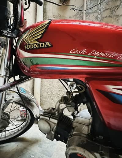 Honda CD 70 2016