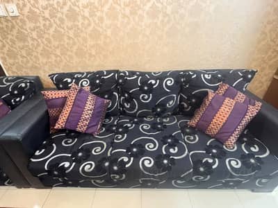 7 seater sofa /leather sofaset /black & white color / for sale