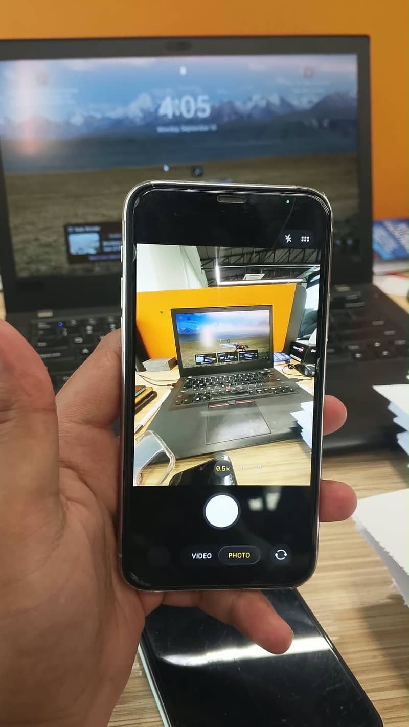 Apple iPhone 11 Pro 2