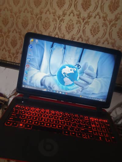 H. P beats special edition touch screen (8 gb ram 1 TB hdd+128 ssd)