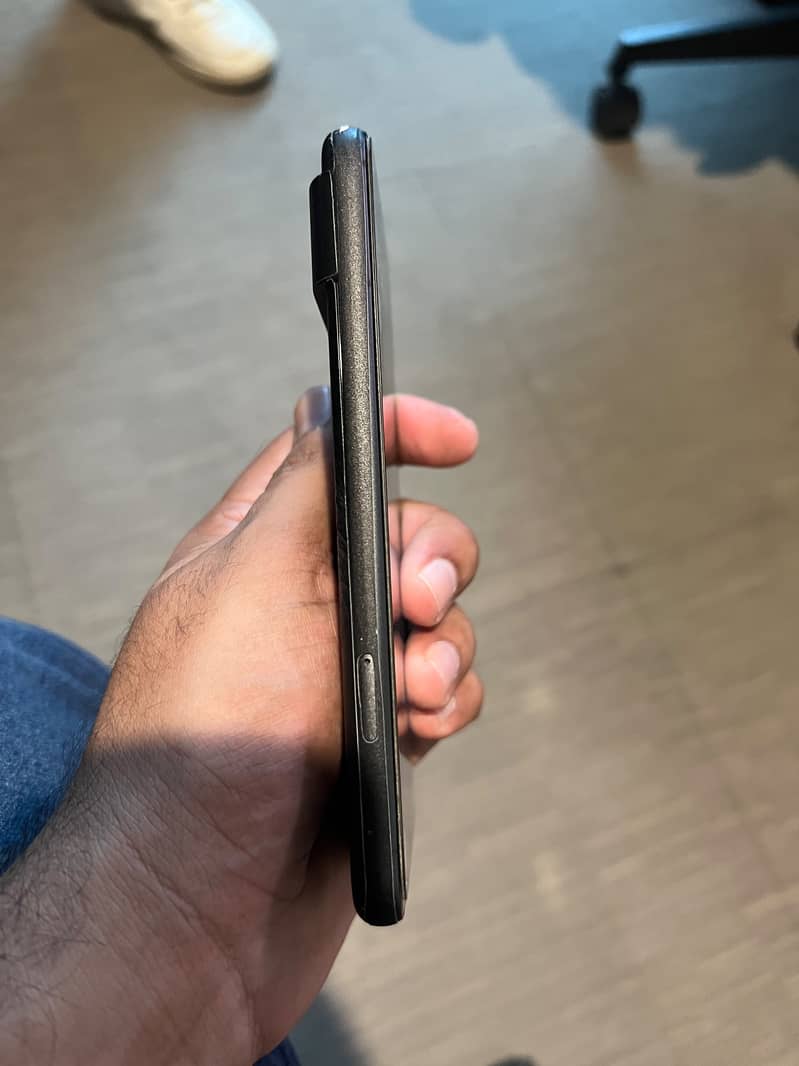 Google Pixel 8 3