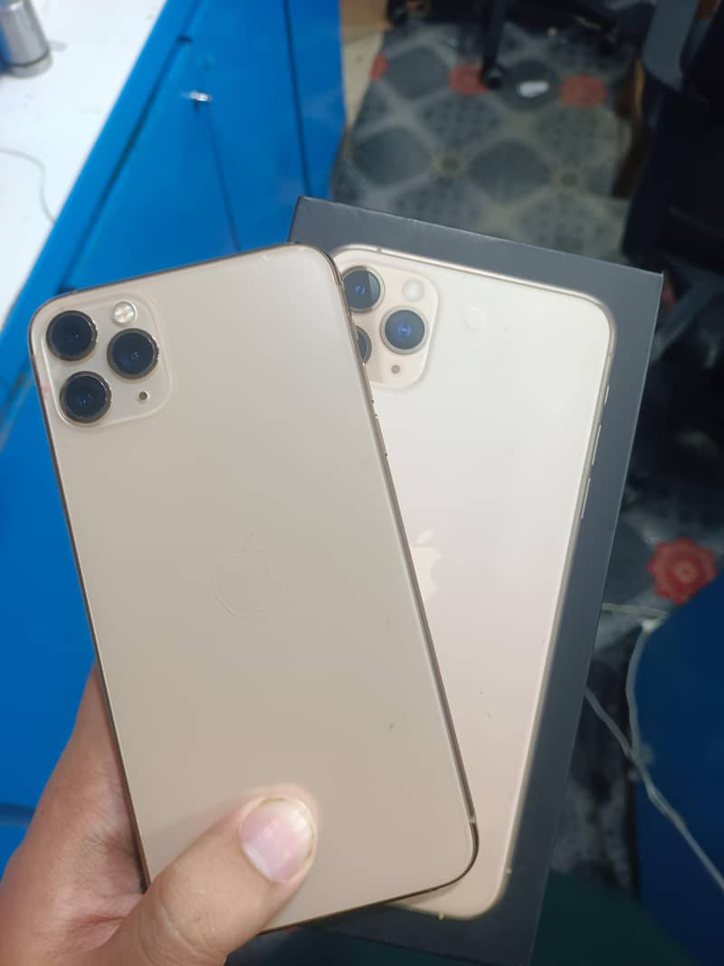 Apple iPhone 11 Pro Max 1