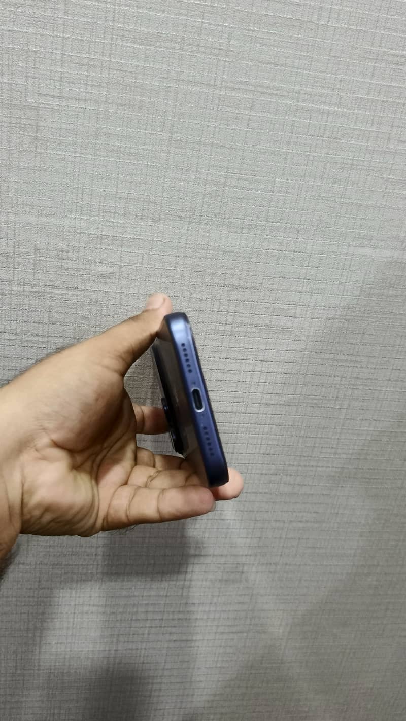Apple iPhone 17 Pro Max 1