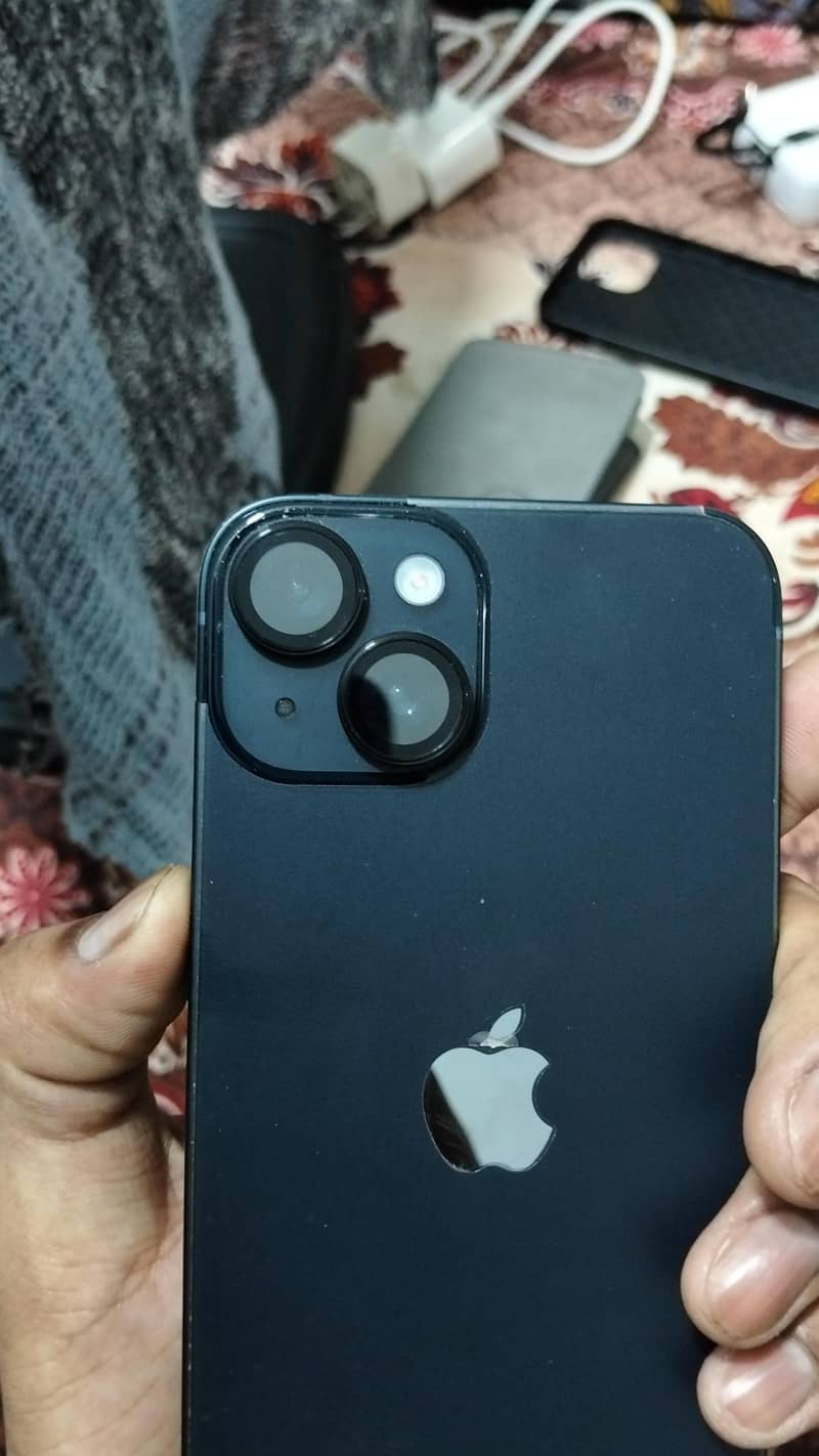 Apple iPhone 14 3
