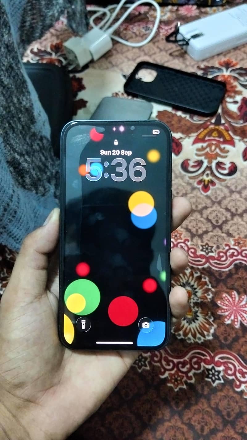 Apple iPhone 14 4