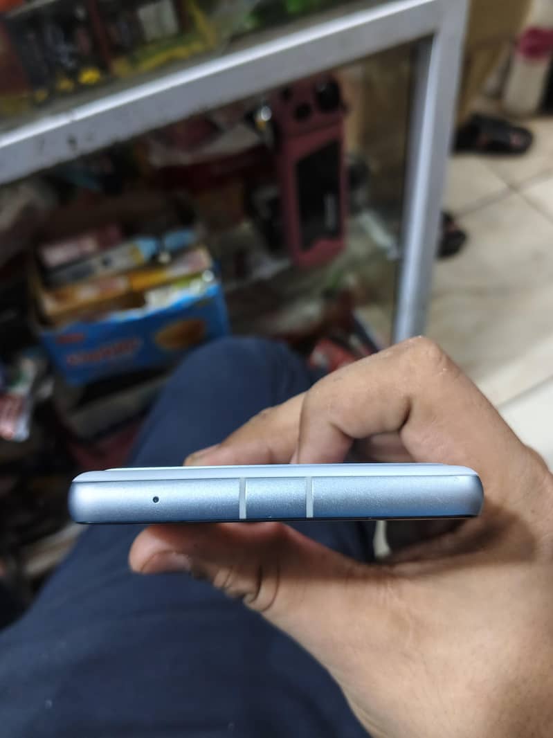 Google Pixel 7a 4