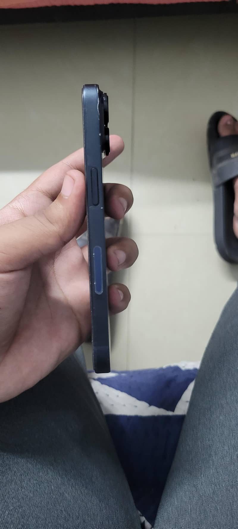 Apple iPhone 14 3