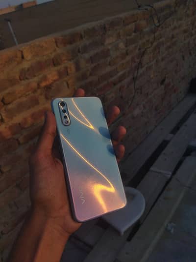 Vivo S1 with box 4/128 urgent sell