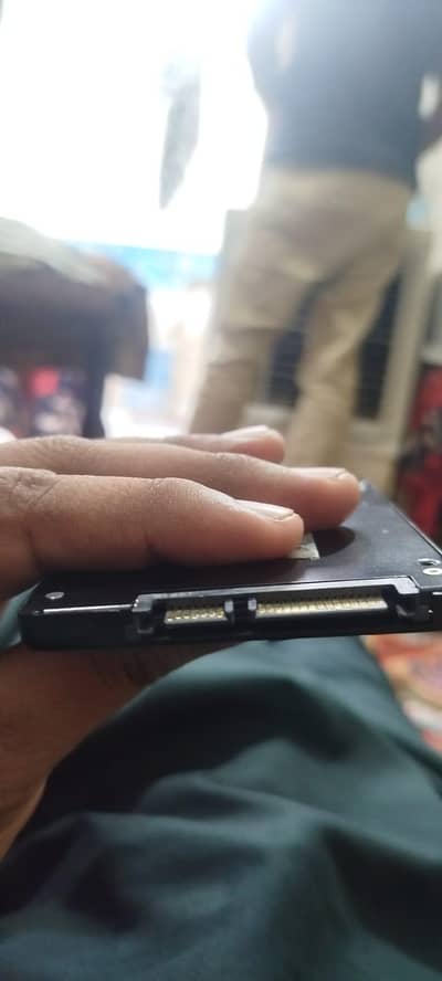 Micron m600 SSD storage 256 check Karke le jaen condition saaf hai