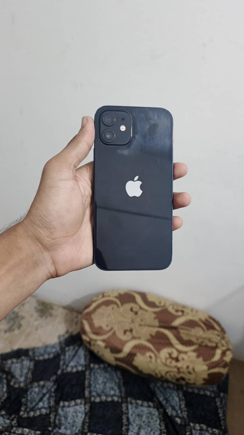 Apple iPhone 12 0