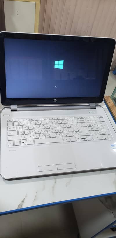 HP Pavilion 15
