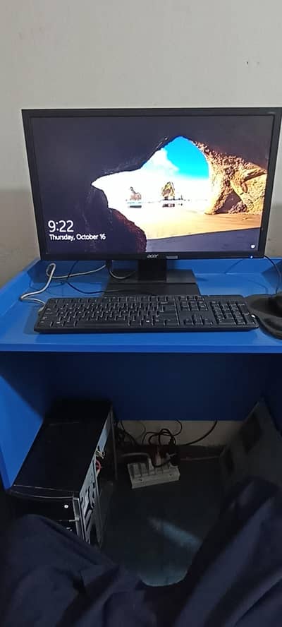 24 inches Acer LCD for sale